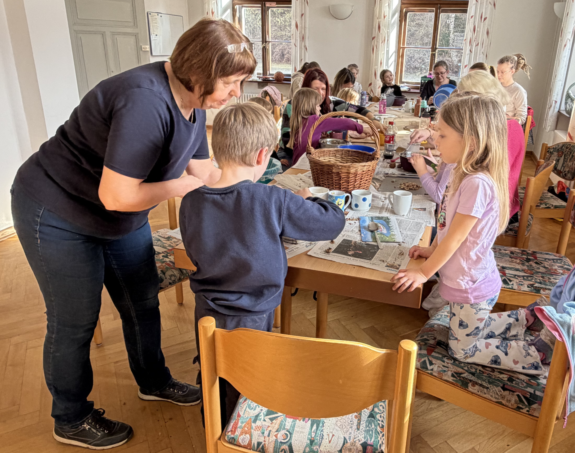 Die Naturkids bei der Arbeit.